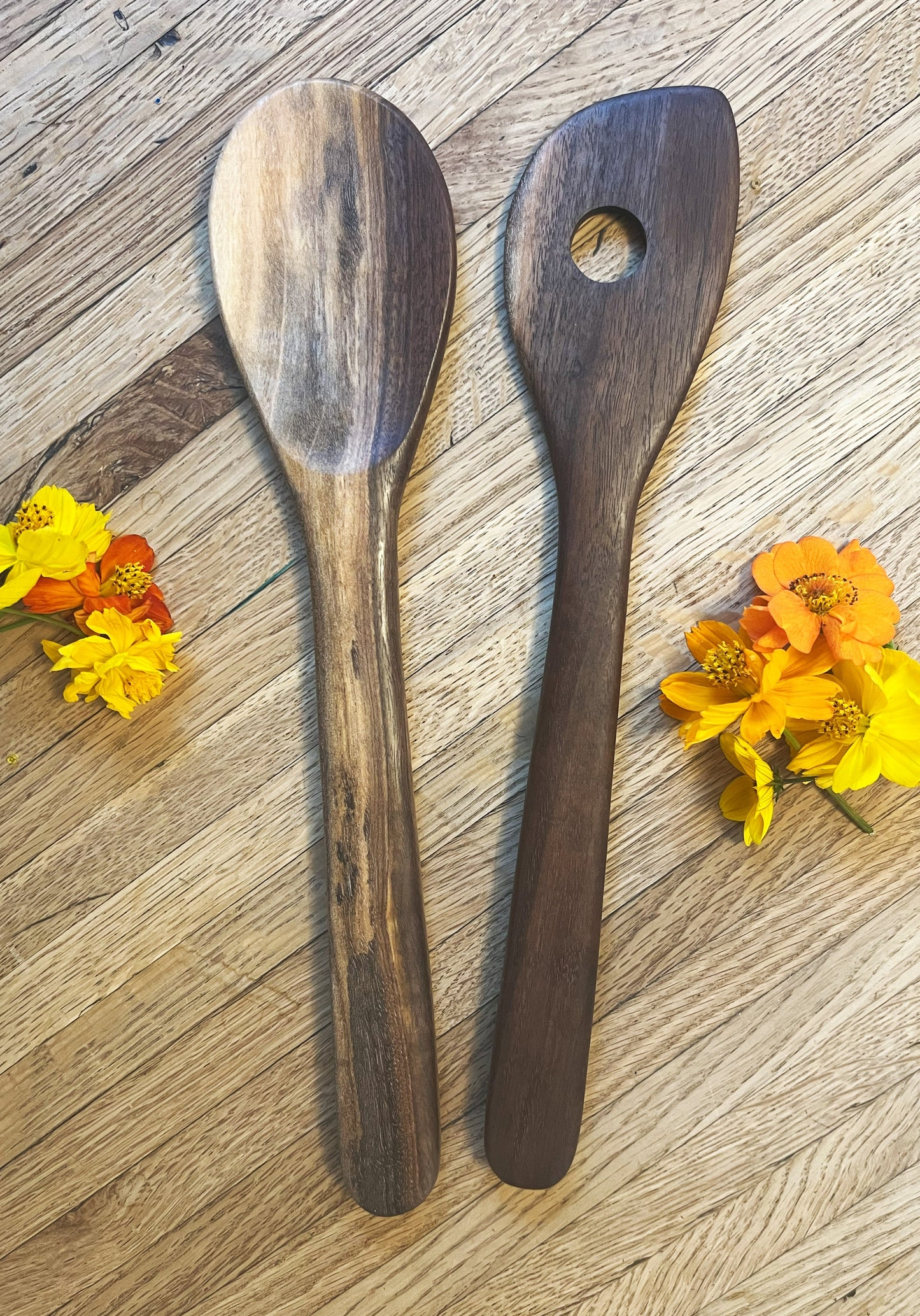 Walnut Spoon Set