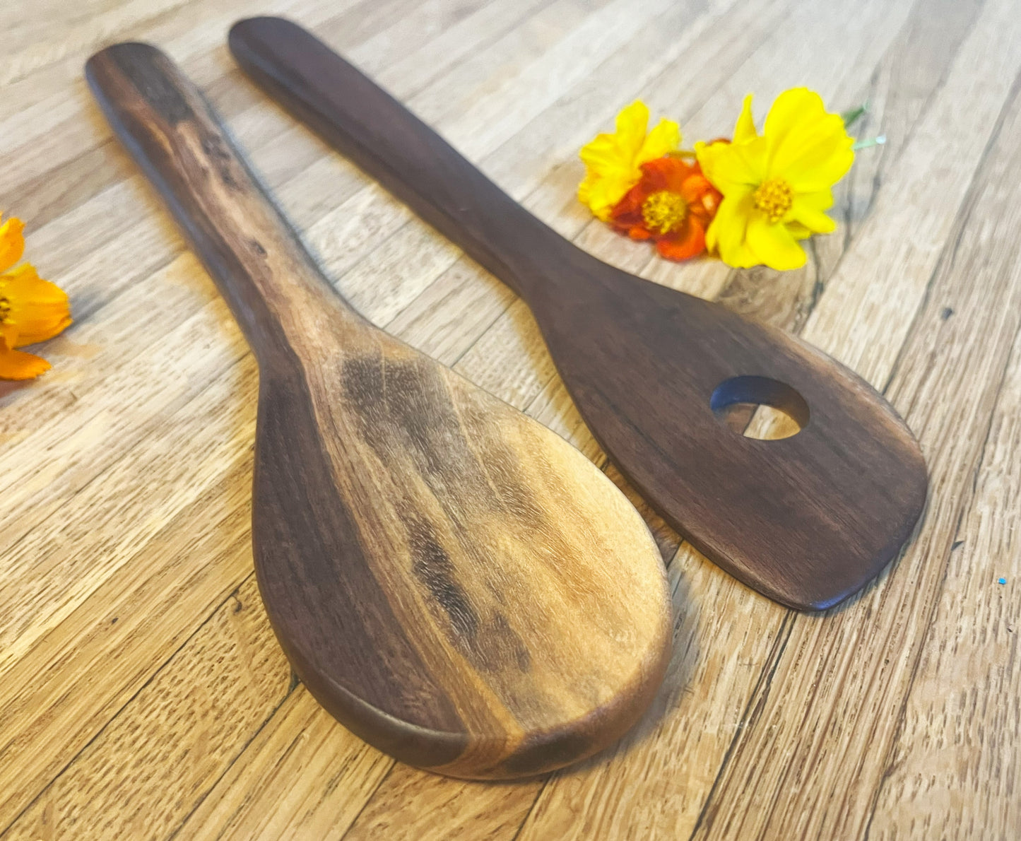 Walnut Spoon Set