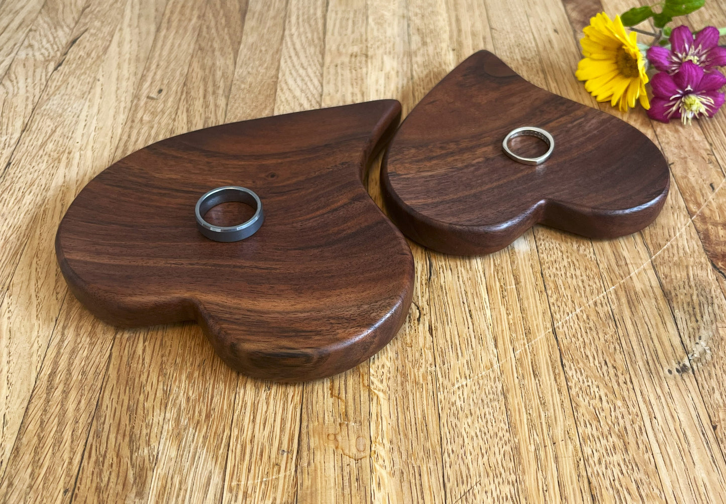 Nesting Walnut Ring Dishes